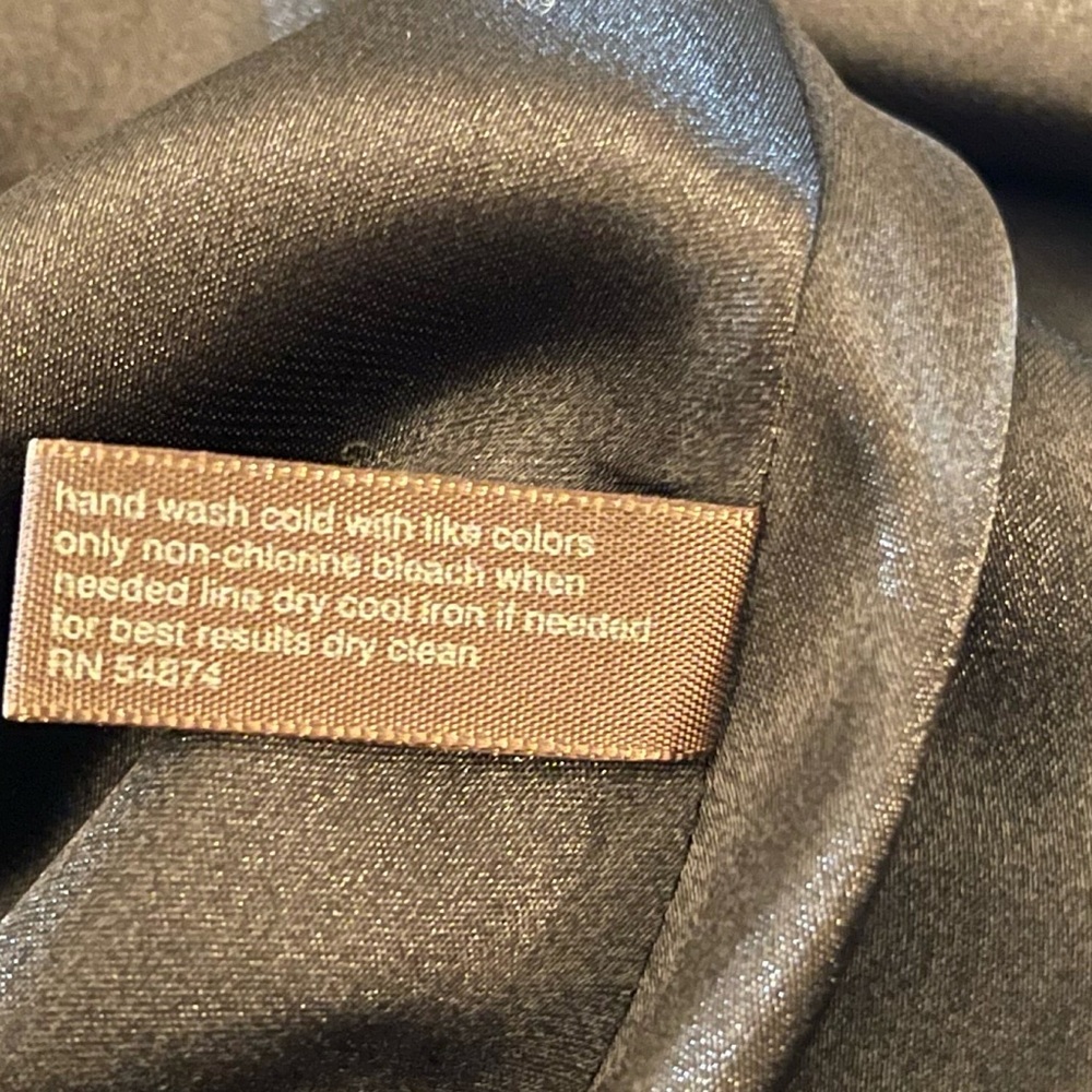 ❤️ The Limited Black Strapless Cocktail Dress - Picture 8 of 12